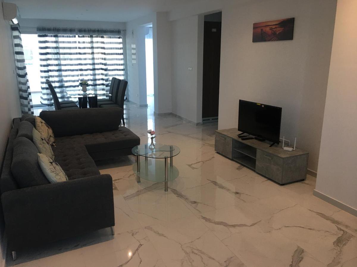 Mobina Villas Larnaca Esterno foto