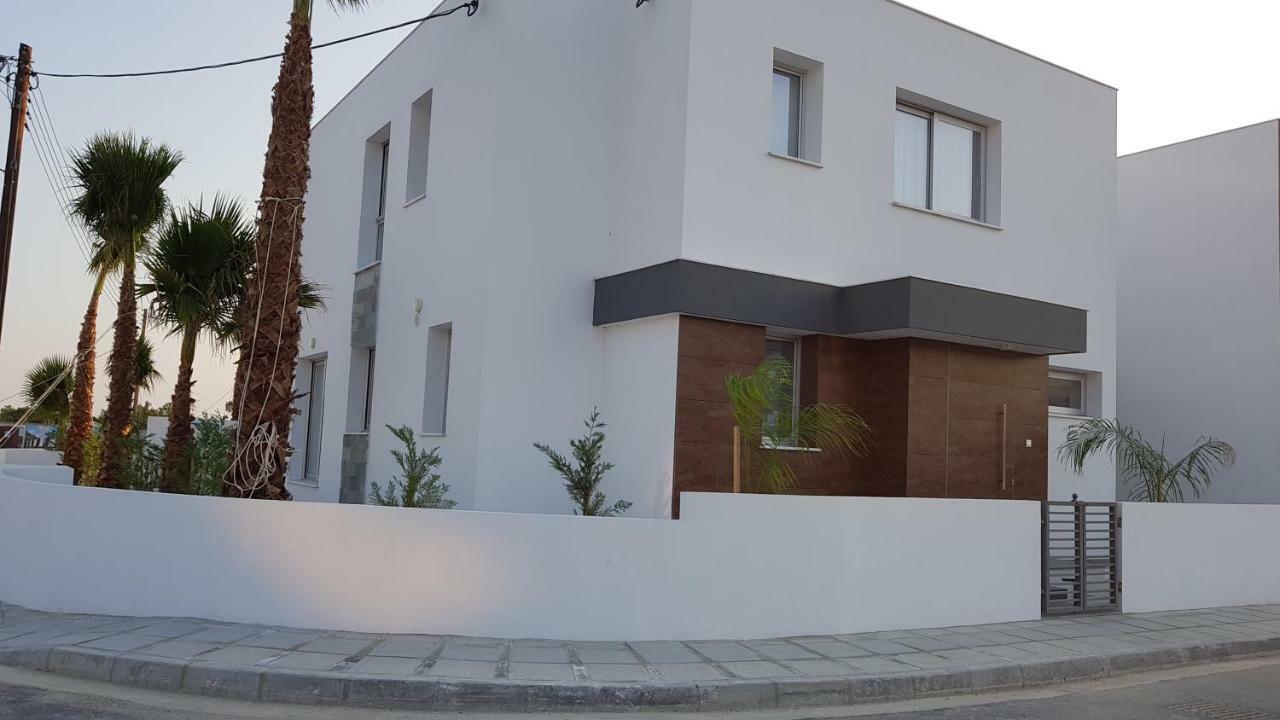 Mobina Villas Larnaca Esterno foto
